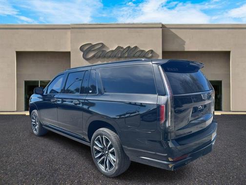2023 Cadillac Escalade ESV Sport Platinum