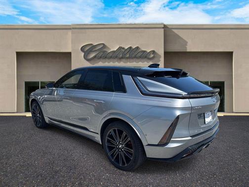 2026 Cadillac LYRIQ V Premium