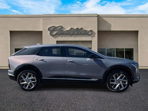 2026 Cadillac OPTIQ Premium Luxury