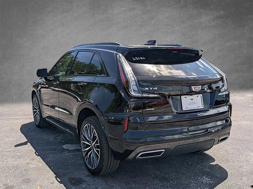 2025 Cadillac XT4 AWD Sport