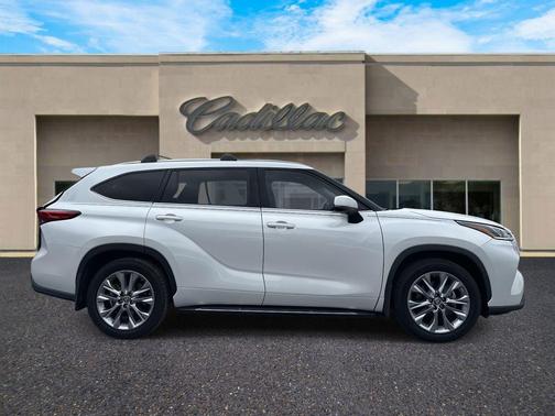 2023 Toyota Highlander Hybrid Limited