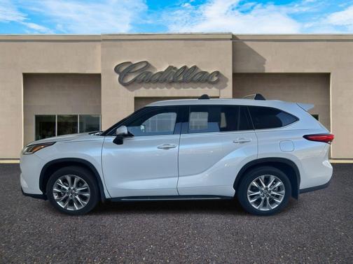 2023 Toyota Highlander Hybrid Limited