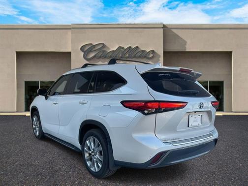 2023 Toyota Highlander Hybrid Limited