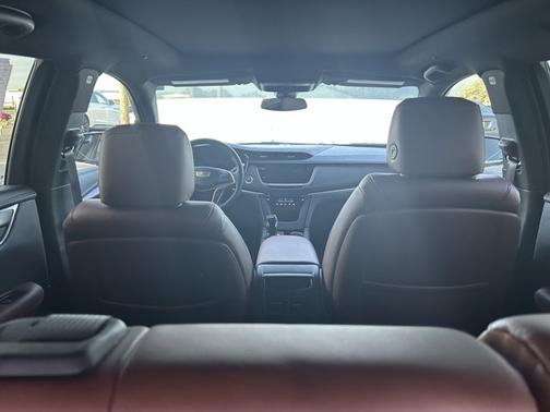 2022 Cadillac XT5 FWD Premium Luxury