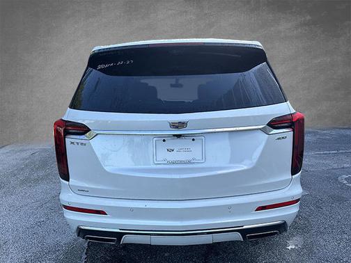2022 Cadillac XT6 Premium Luxury