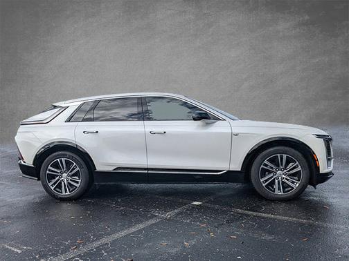 2024 Cadillac LYRIQ Luxury