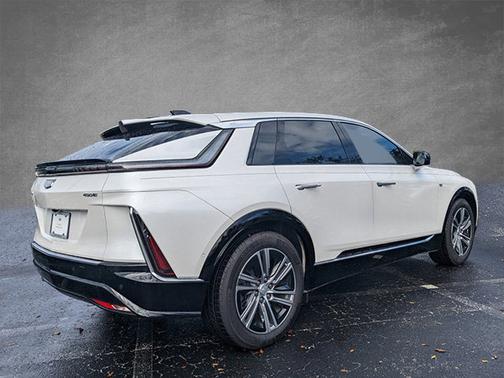 2024 Cadillac LYRIQ Luxury