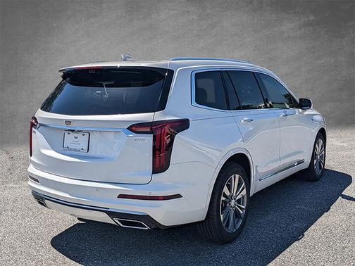 2025 Cadillac XT6 FWD Premium Luxury