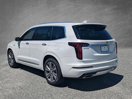 2025 Cadillac XT6 FWD Premium Luxury