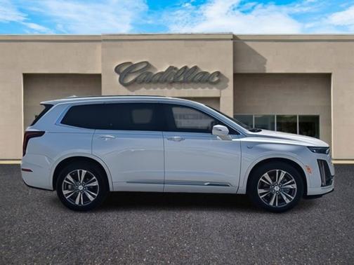 2025 Cadillac XT6 Premium Luxury FWD