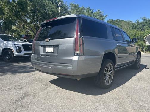 2019 Cadillac Escalade ESV Platinum