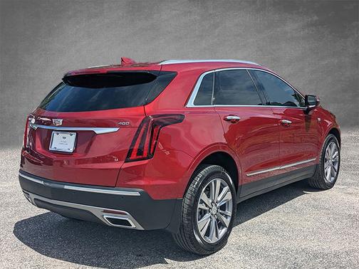 2025 Cadillac XT5 FWD Premium Luxury