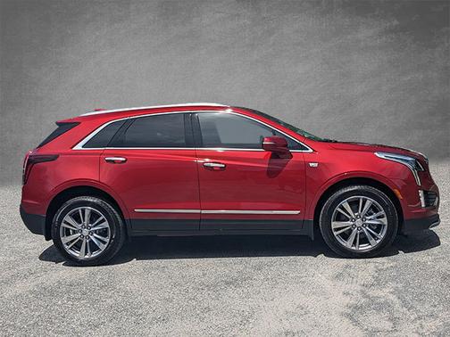 2025 Cadillac XT5 FWD Premium Luxury