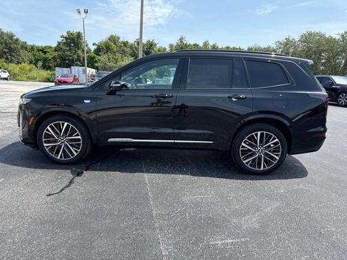 2025 Cadillac XT6 AWD Sport