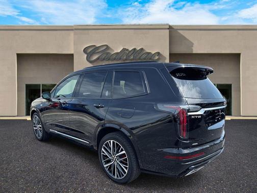2025 Cadillac XT6 Sport AWD