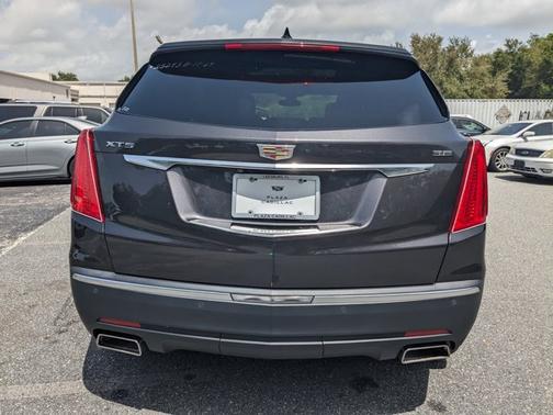 2017 Cadillac XT5 Luxury FWD