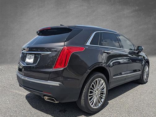 2017 Cadillac XT5 Luxury FWD