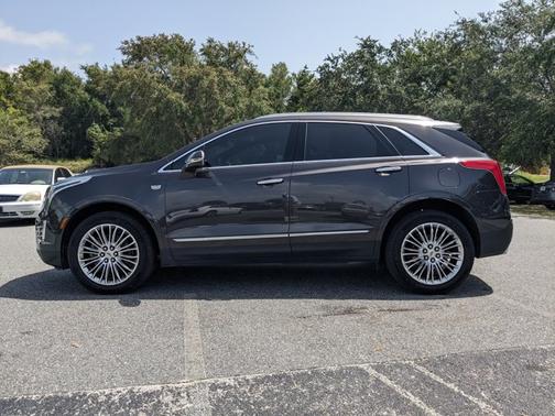 2017 Cadillac XT5 Luxury FWD