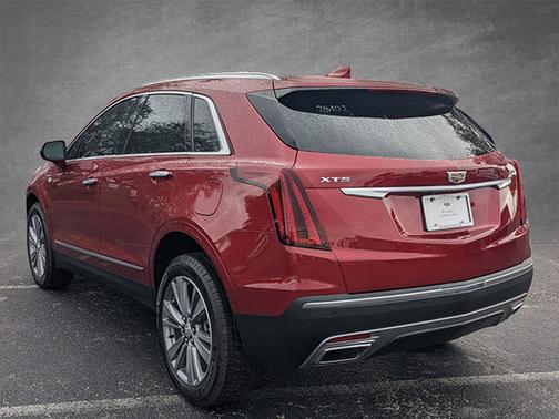 2025 Cadillac XT5 FWD Premium Luxury