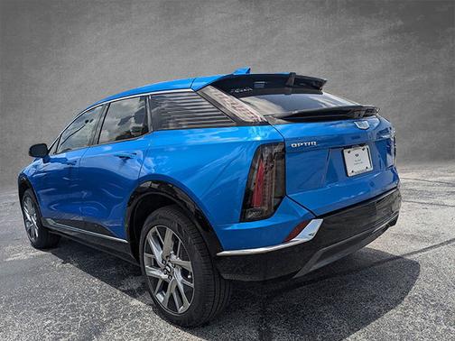 2025 Cadillac OPTIQ Luxury