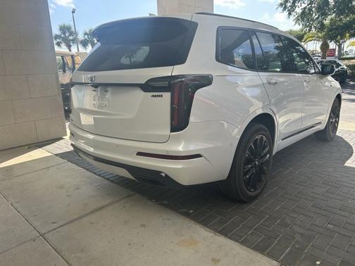 2023 Cadillac XT6 AWD Sport