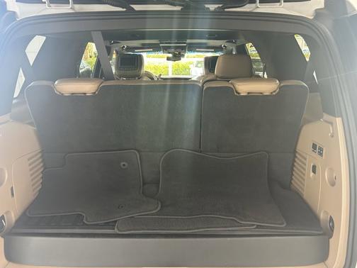2019 Cadillac Escalade Platinum