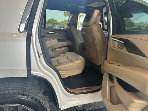 2019 Cadillac Escalade Platinum