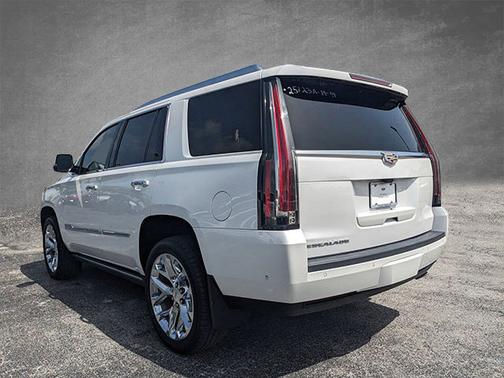 2019 Cadillac Escalade Platinum