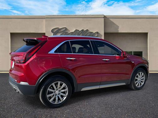 2019 Cadillac XT4 Premium Luxury