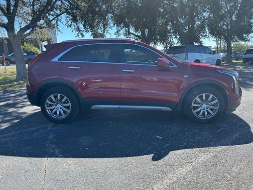 2019 Cadillac XT4 Premium Luxury