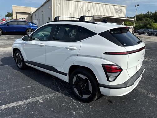2024 Hyundai KONA EV SEL