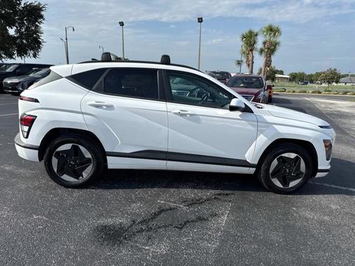 2024 Hyundai KONA EV SEL