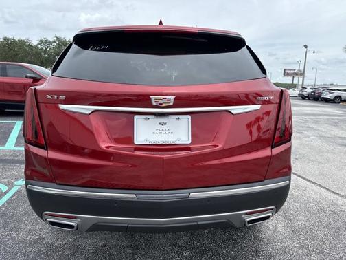 2025 Cadillac XT5 FWD Premium Luxury