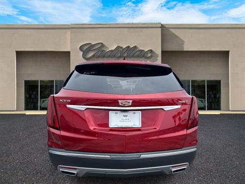 2025 Cadillac XT5 FWD Premium Luxury