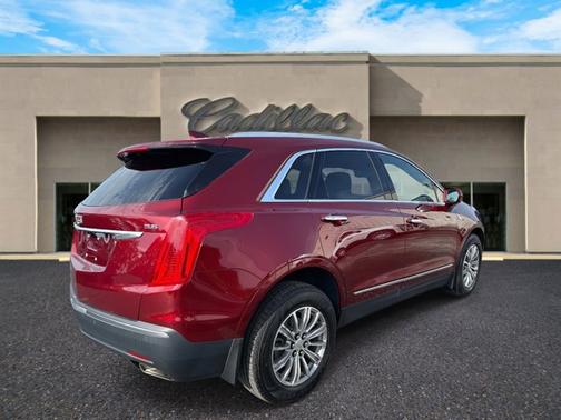 2017 Cadillac XT5 Luxury AWD