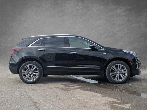 2025 Cadillac XT5 FWD Premium Luxury