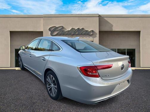 2018 Buick LaCrosse Essence