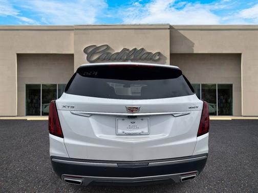 2025 Cadillac XT5 FWD Premium Luxury