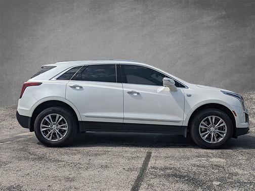 2022 Cadillac XT5 FWD Premium Luxury