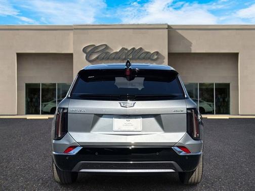 2026 Cadillac OPTIQ Premium Luxury