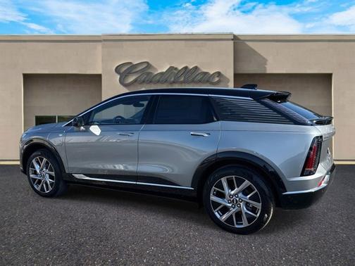 2026 Cadillac OPTIQ Premium Luxury