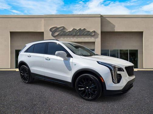 Crystal White Tricoat 2023 Cadillac XT4 Sport