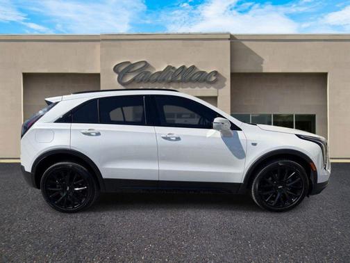 Crystal White Tricoat 2023 Cadillac XT4 Sport