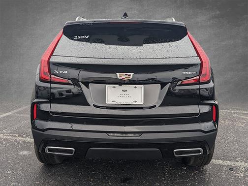 2025 Cadillac XT4 FWD Premium Luxury