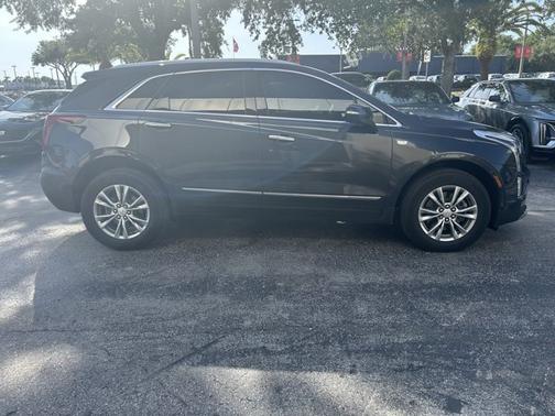 2022 Cadillac XT5 FWD Premium Luxury