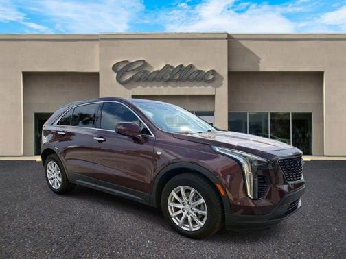 Rosewood Metallic 2023 Cadillac XT4 Luxury