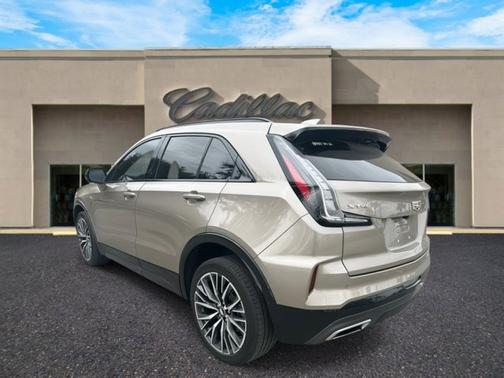 2024 Cadillac XT4 Sport