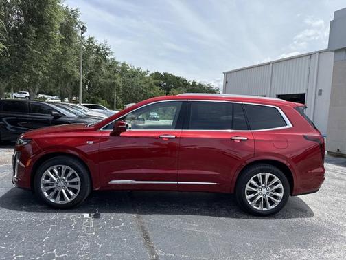 2025 Cadillac XT6 FWD Premium Luxury