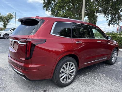 2025 Cadillac XT6 FWD Premium Luxury