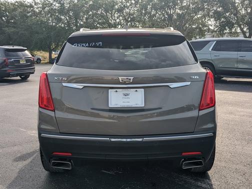 2017 Cadillac XT5 Premium Luxury FWD